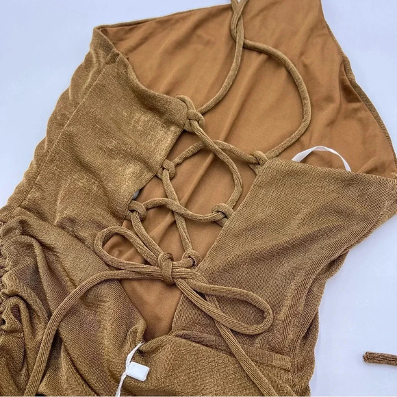 Rumor Gold Rushed Bodycon Dress size 6 Lace Up Back - Festive Party Prom Wedding - Picture 4 of 8